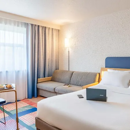 B&B Hotel Lyon Nord 4 Etoiles-2