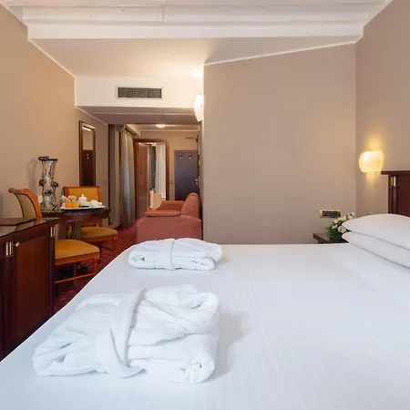 Albergo Cavalletto & Doge Orseolo-3