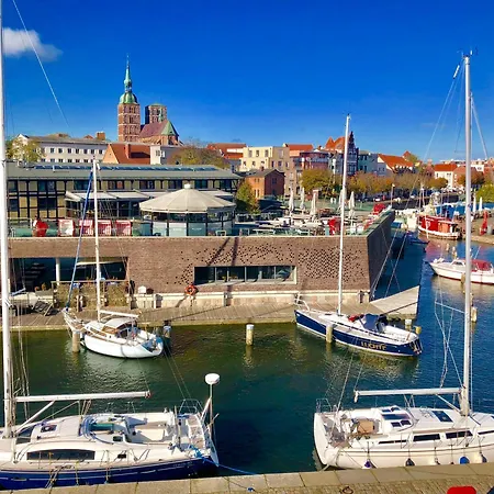 Hotel Kontorhaus Stralsund-3