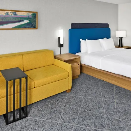 Hampton Inn Chicago-Carol Stream-2
