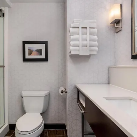 Hampton Inn & Suites By Hilton - Rockville Centre-2