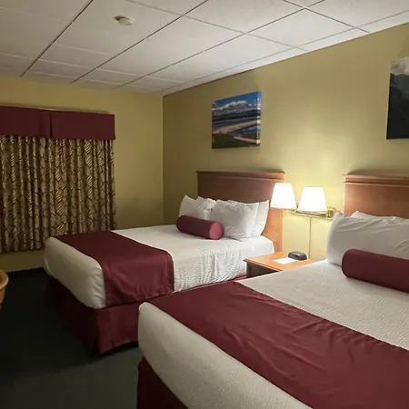 Shallow Bay Motel & Cabins Conference Centre-3