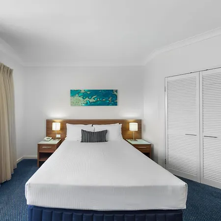 Ocean Centre Hotel-3