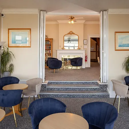 New Holmwood Hotel-3