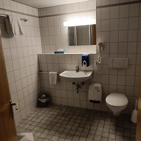 Hotel Gasthaus Schuetzen-3