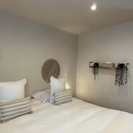 Hotel Le Dormeur Du Val-2
