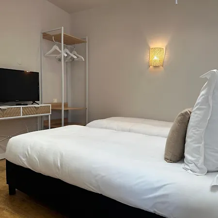 Hotel Le Dormeur Du Val-3