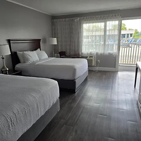Georgian Lakeside Resort-2
