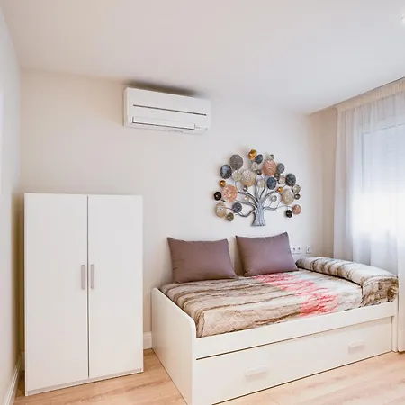 Hotel Pirineos Figueres By Pierre & Vacances-2