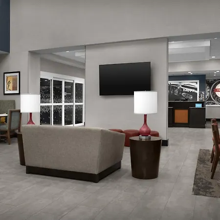 Hampton Inn & Suites Lakeland-South Polk Parkway-2