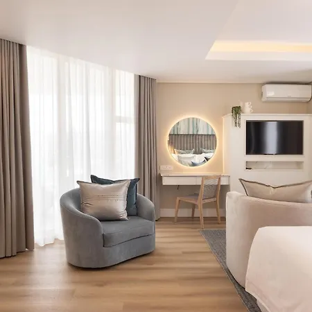 Views Boutique Hotel & Spa-3
