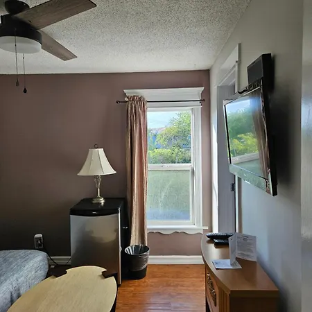 Heartwood Inn-2