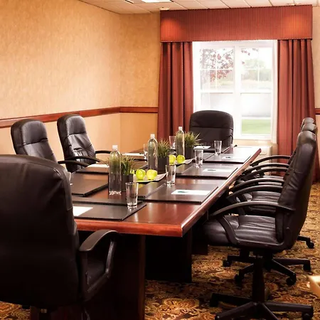 Country Inn & Suites By Radisson, Milwaukee West Brookfield , Wi-3