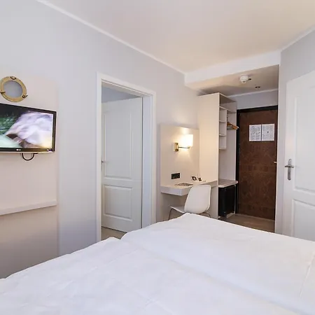 Nautic Hotel Bremerhaven-3