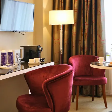 The Rose Hotel-3
