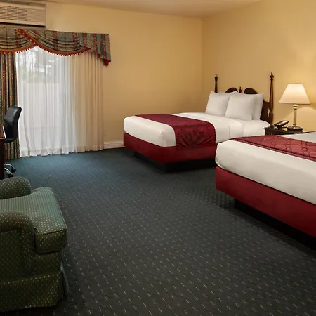 Carlyle Hotel-2