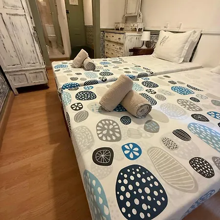 New Aljubarrota Guest House-2