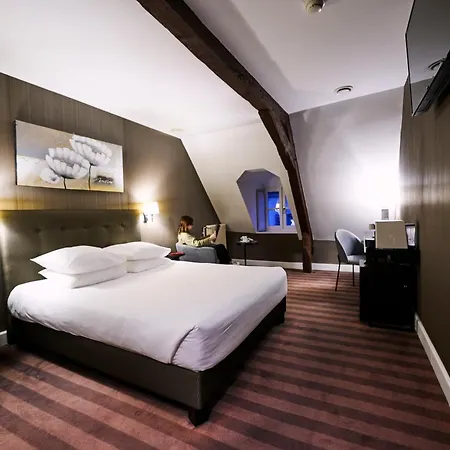 Maison Philippe Le Bon Hotel, Restaurant & Bar Le 19-2
