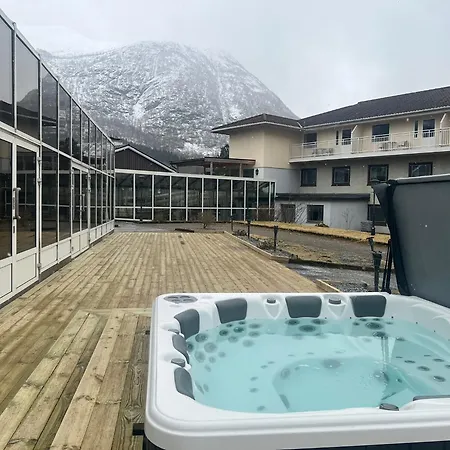 Grand Hotel Skei - Unike Hoteller-3