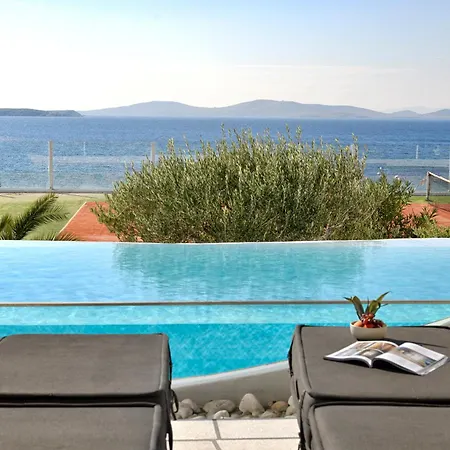 Saint John Hotel Villas & Spa-2