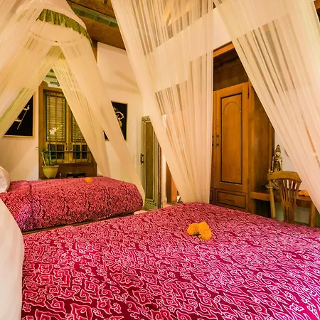 Villa Kampung Kecil Boutique Hotel-3