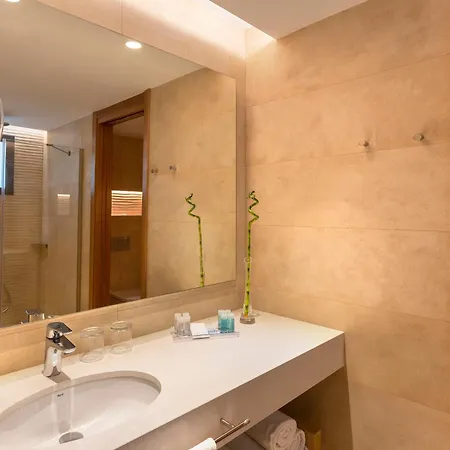 Hipotels Barrosa Park (Adults Only)-2