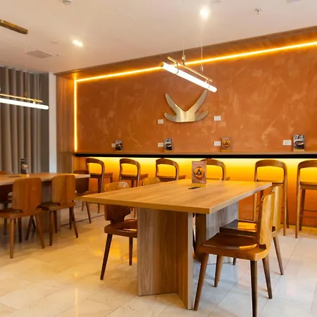 Dazzler By Wyndham Lima Miraflores-2