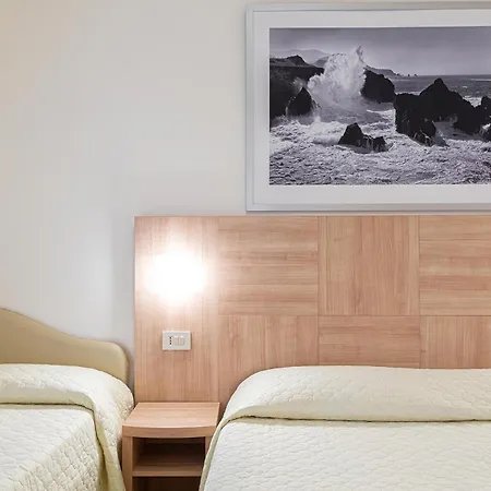 Hotel Corinna-2