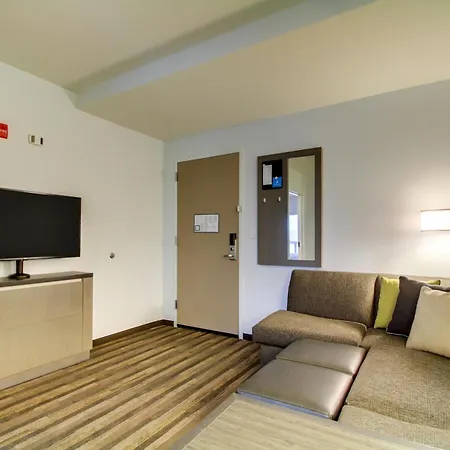 Hyatt House Chicago/Evanston-3
