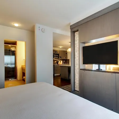 Hyatt House Chicago/Evanston-3