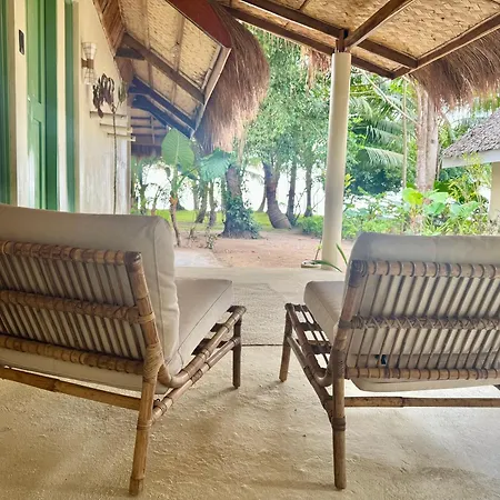 The Beach House Ocam Ocam-2
