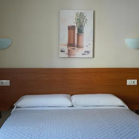 Hostal Costabella-3