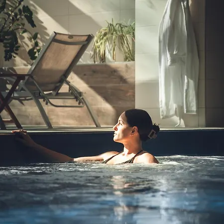 Maison Jenny Hotel Restaurant & Spa-2