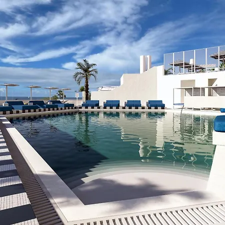 The Salmar - Adults Only-2