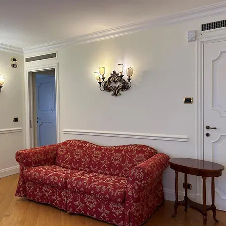Torre Dell'Orologio Signature Residence-3