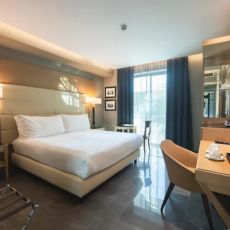 Hotel Forum-2
