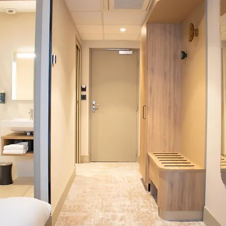 Brit Hotel Saint Malo – Le Transat-3
