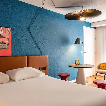 Ibis Cannes Centre-2
