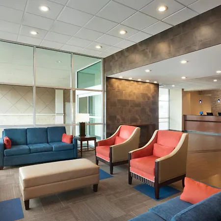 Comfort Inn & Suites Presidential-2