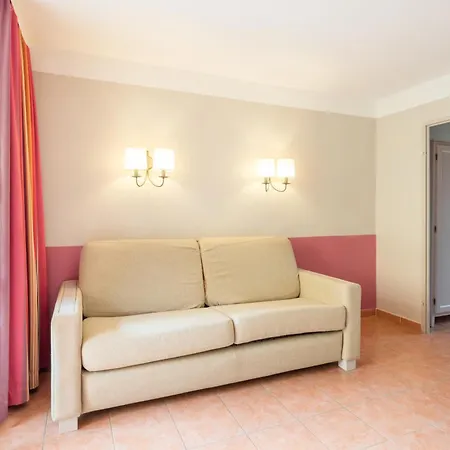 Residence Pierre & Vacances Les Rives De Cannes Mandelieu-3