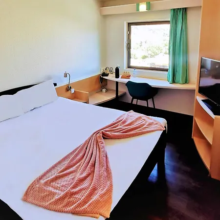 Hotel Ibis Leiria Fatima-3
