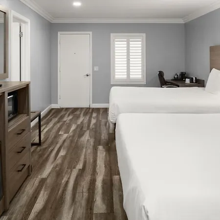 Lone Oak Lodge-3
