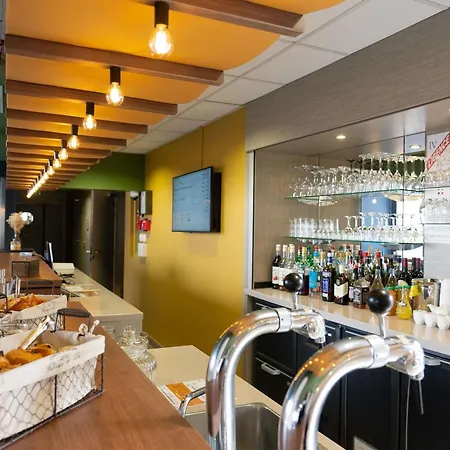ibis Styles Versailles Saint Quentin en Yvelines-3