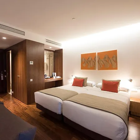 Hotel Carris Porto Ribeira-3