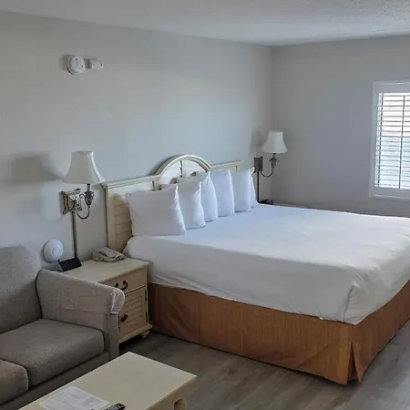 Best Western Ocean Sands Beach Resort-3
