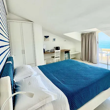 Hotel Calanca-3