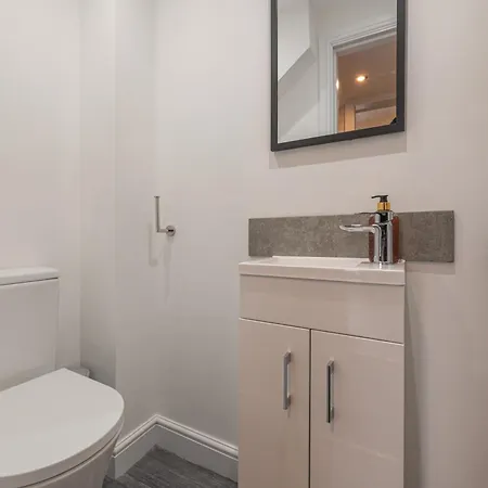 Ascot Grange Hotel & Apartments-3
