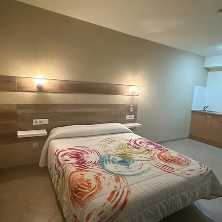 Aparthotel /Apartamentos Turísticos Raquel's-2