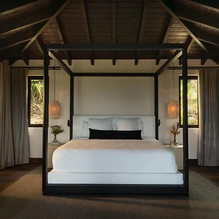 Royal Isabela-3