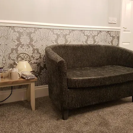 Oakover Guest House-2